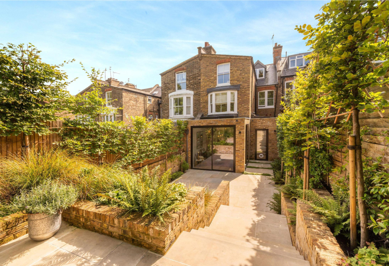 Urban garden steps and brick walls