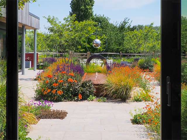 Contemporary Courtyard After Designed by Ann-Marie Powell Gardens